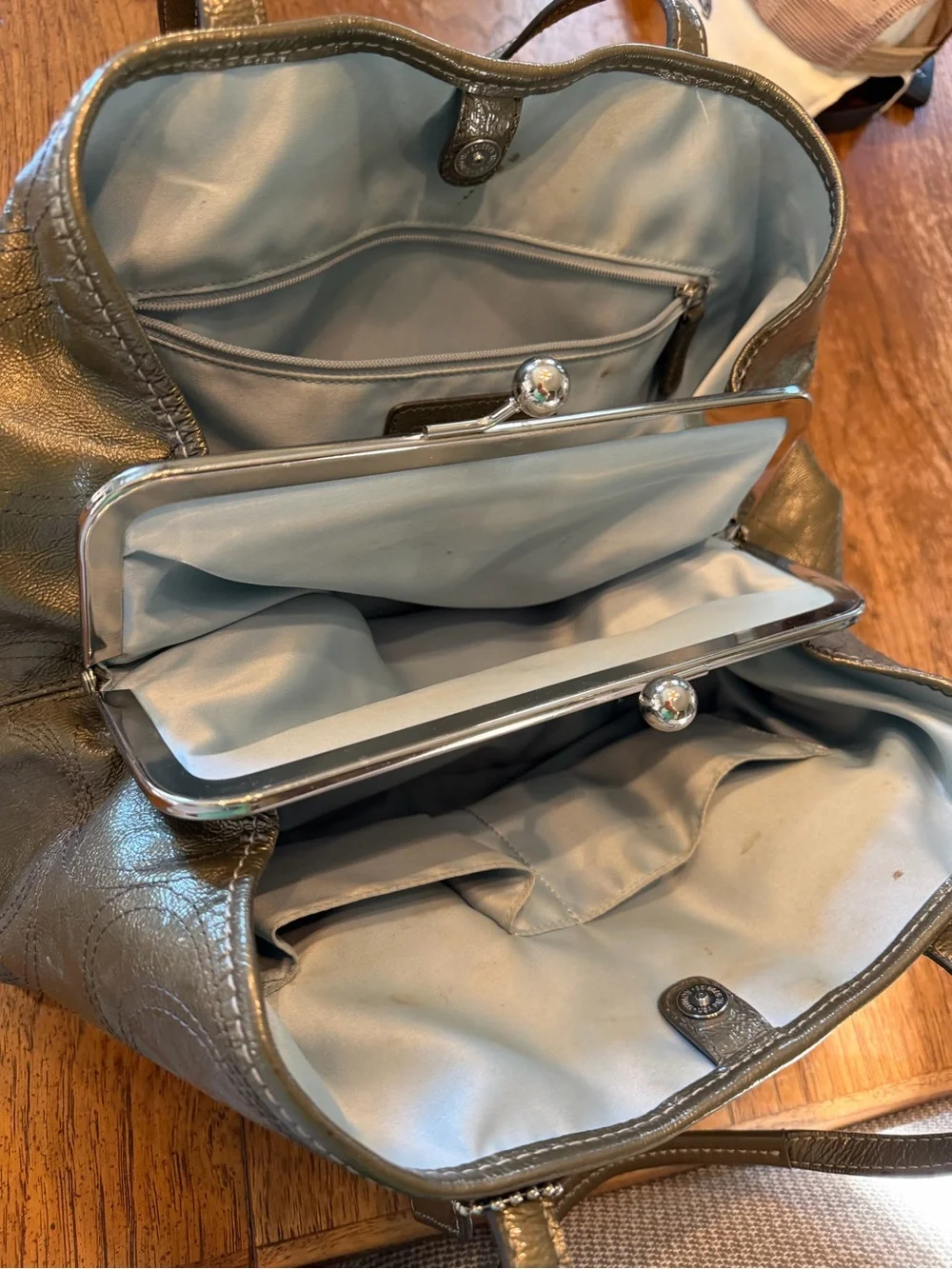 COACH Olive metallic patent Leather Signature Tote Bag F15658